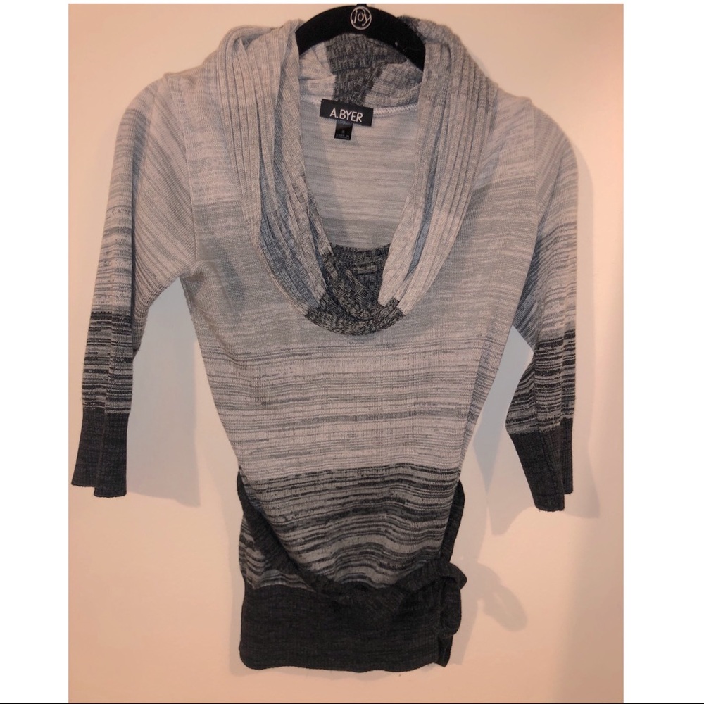 A. Burr Grey Ombré Sweater Small